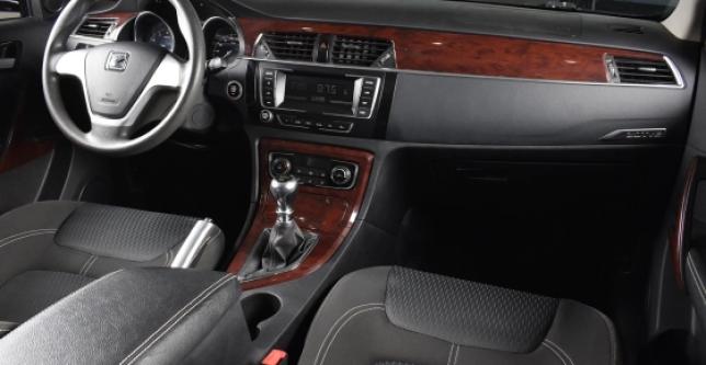 фото e787bf792062 - Под такси