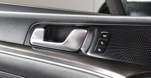 фото ea97dd71cead - Под такси