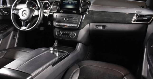 фото ef56ff695303 - Mercedes-Benz