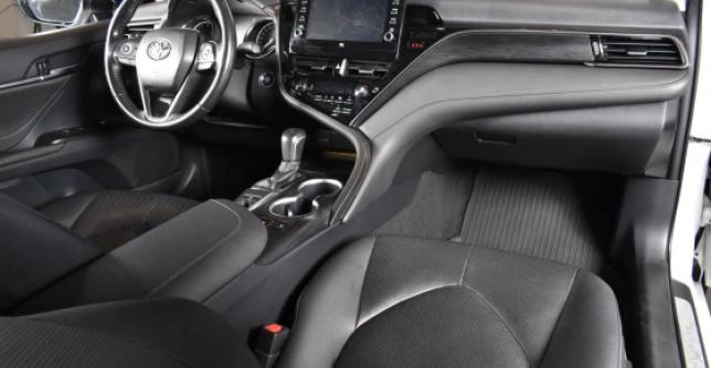 фото f6c9b6b0ee2a - Camry