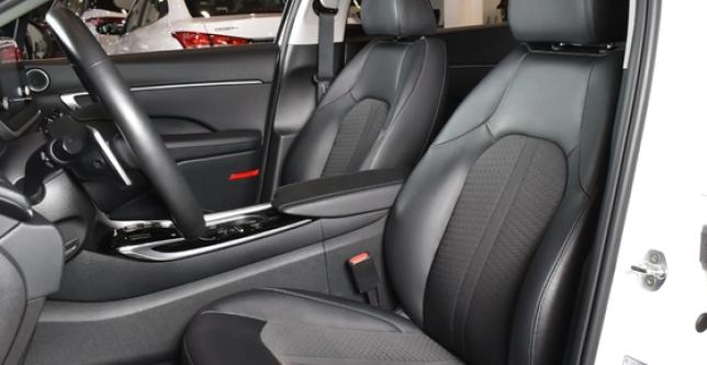 фото f93072bb73e8 - Под такси